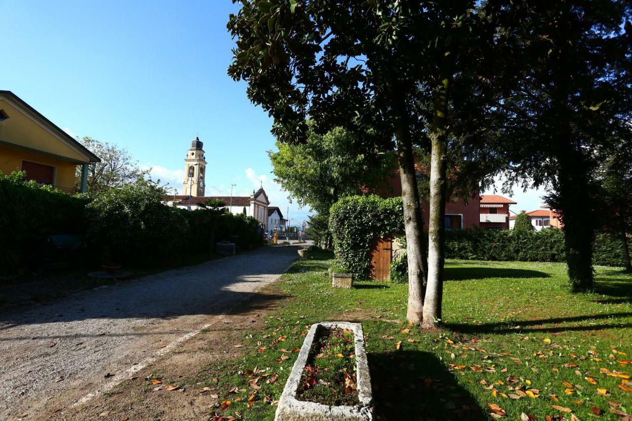 Residenza La Dimora Imperfetta Hotel Salionze Exterior photo